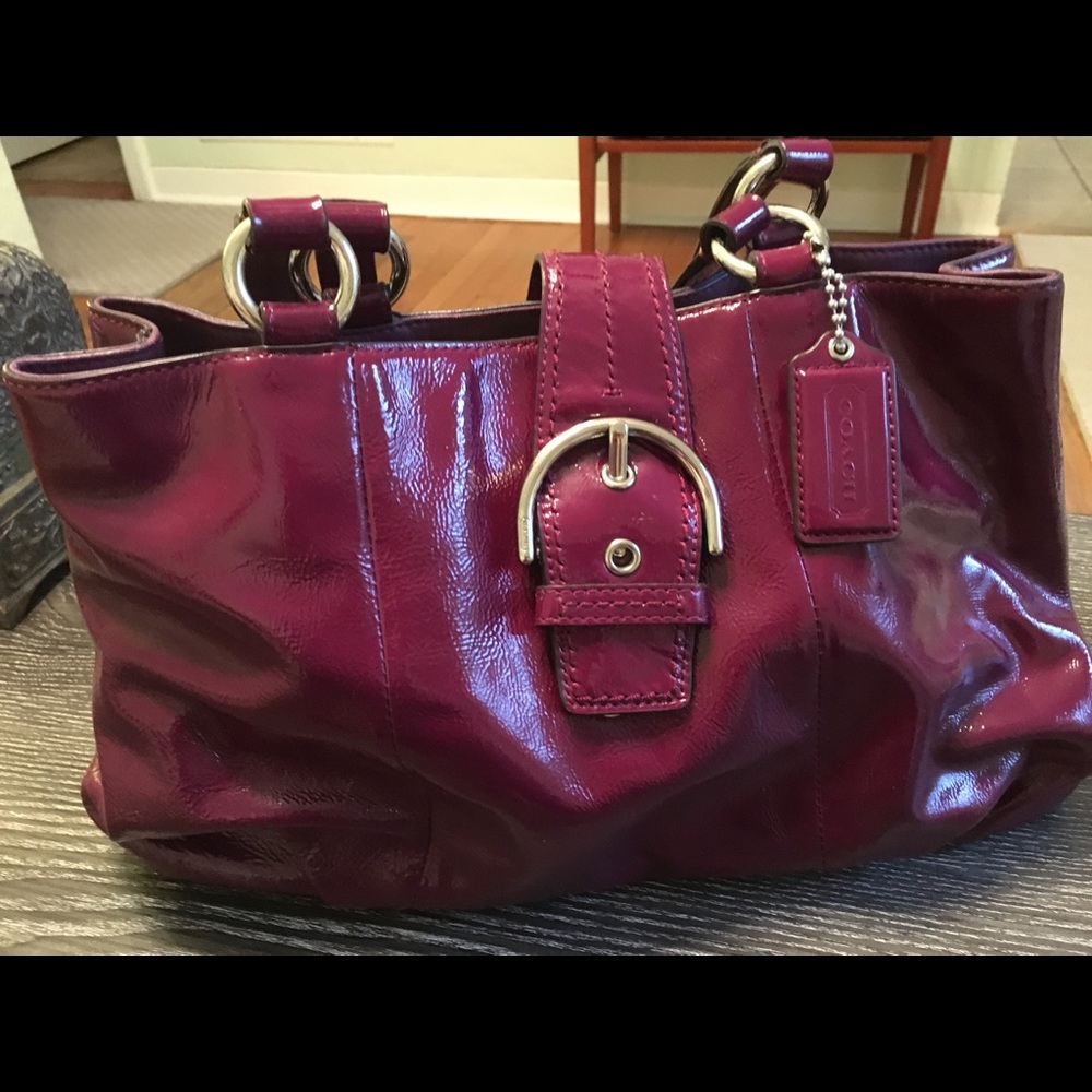 Coach purse fuchsia patent leather